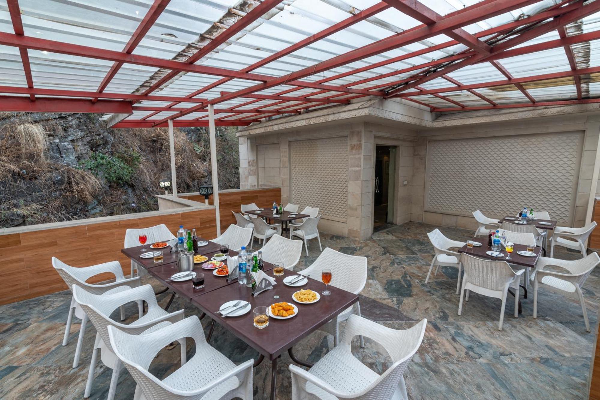 שימלה Rock Castle By Dls Hotels מראה חיצוני תמונה